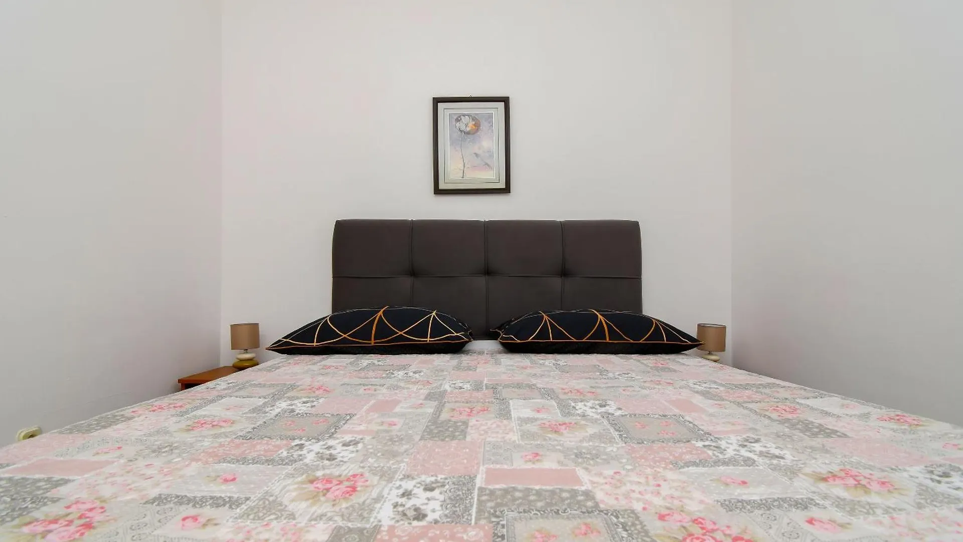 Apartments Biserka - 50 M From Beach Trogir